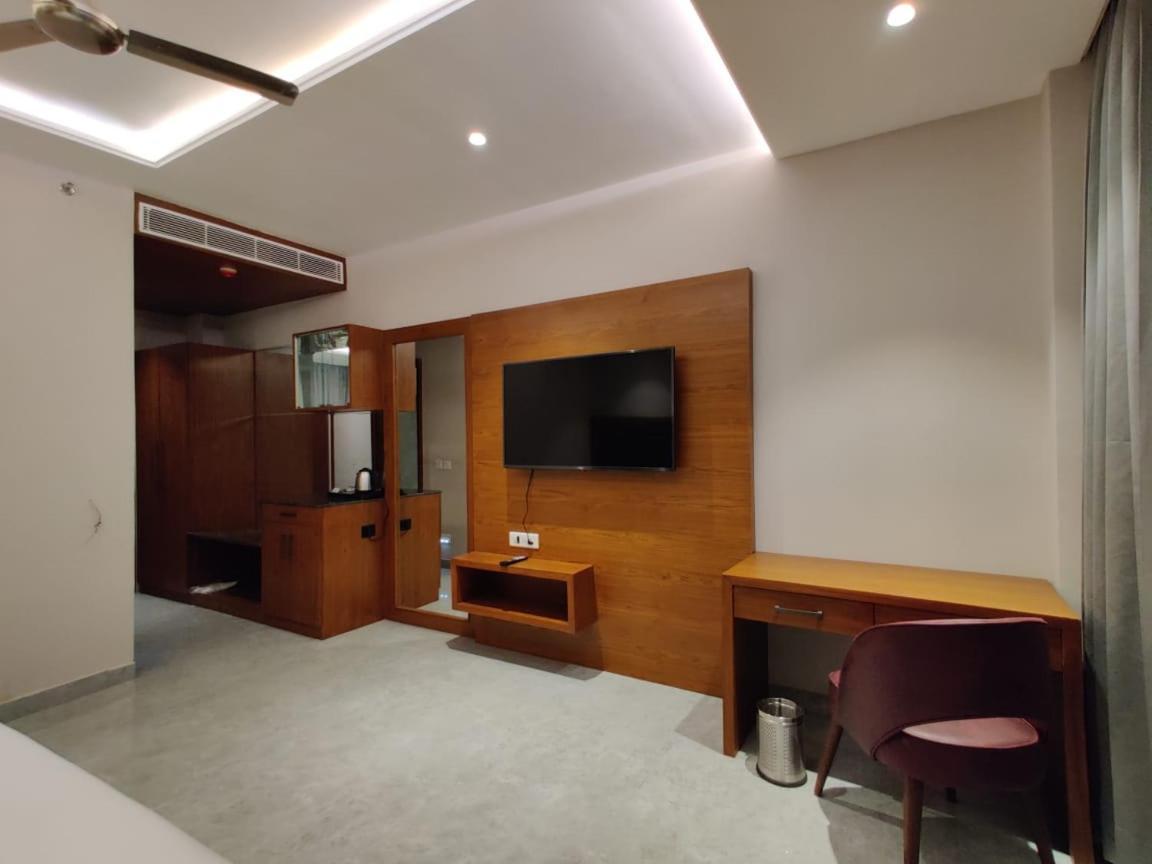 Hotel Parth Una  Exterior photo
